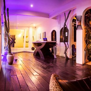 Hotel Kinbe - Few Steps From 5Th Avenue And The Beach